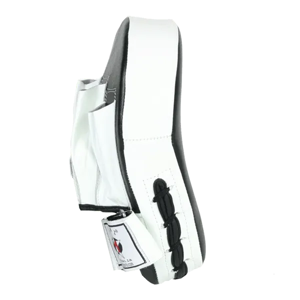 Black & White Pre Curved Boxing Focus Mitts