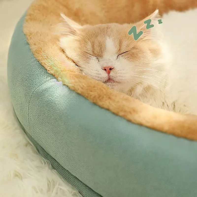 Plush Cat and Puppy Bed – Cosy Pet Lounger