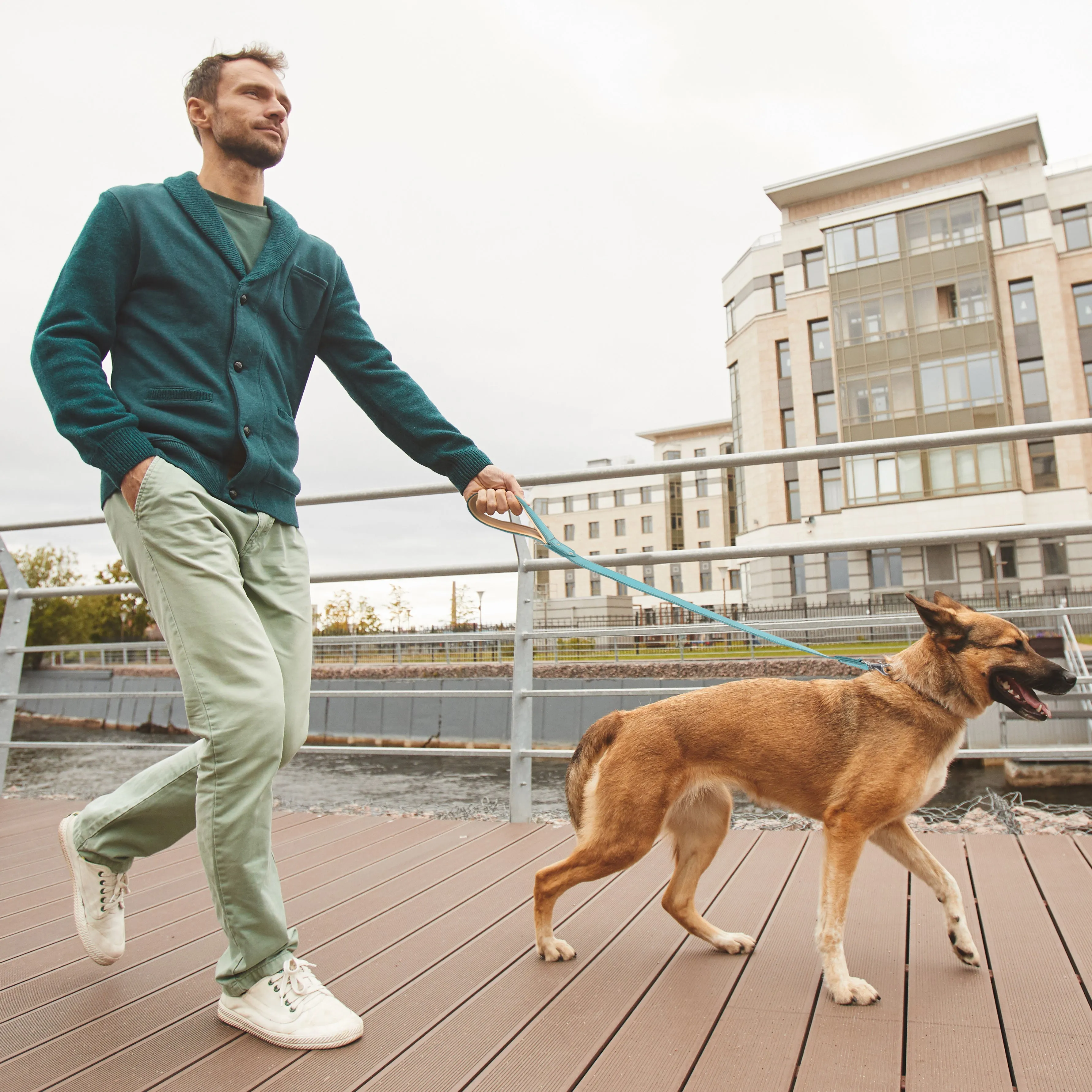 Riparo Heavy Duty Leather Dog Leash with Padded Handle, 3FT Long Dog Lead, 1.25IN Wide Dog Training Walking Leashes for Medium Large Dogs - Aqua