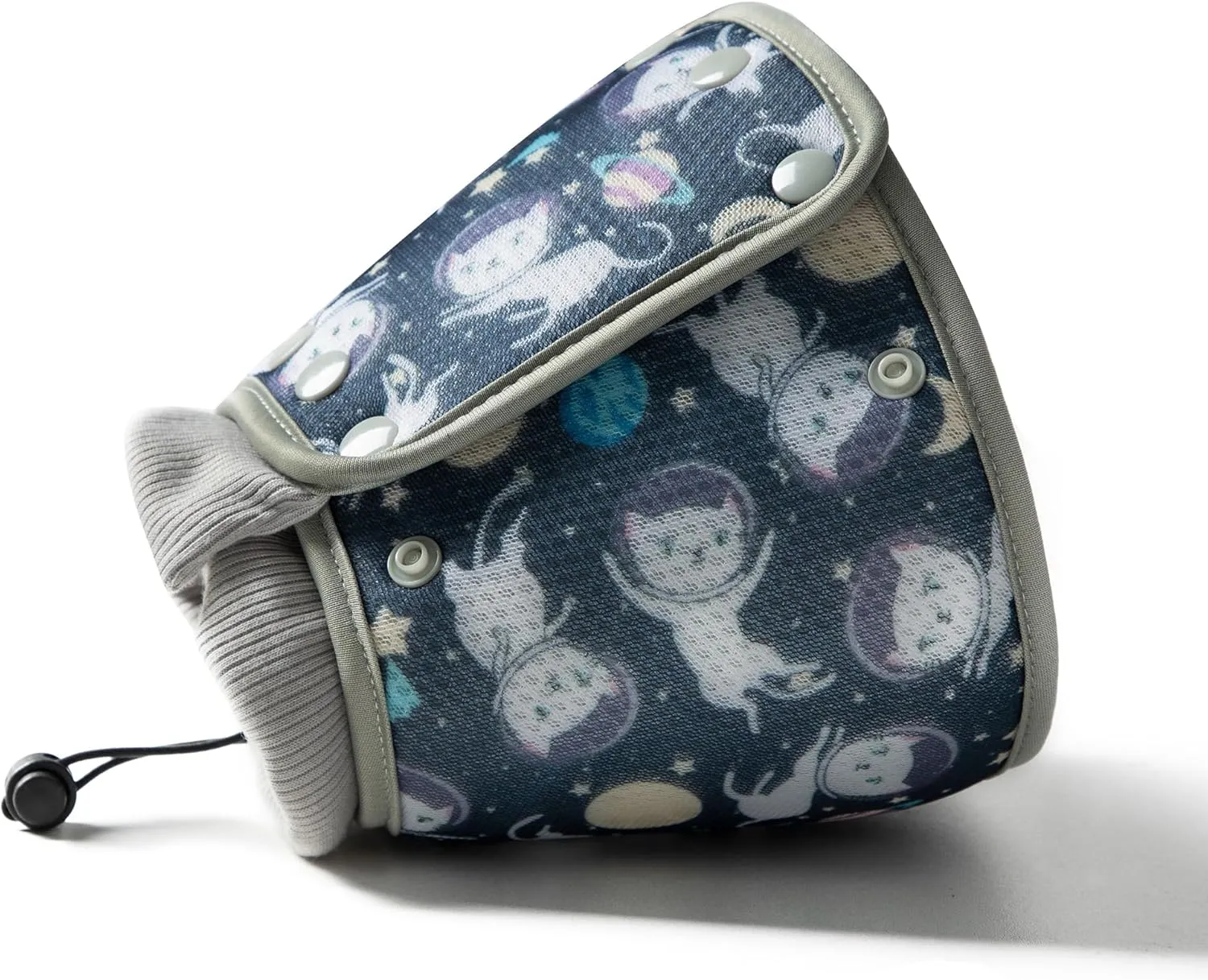 Soft Cat Cone Collar for Large Medium Small Cats After Surgery Adjustable Cat Recovery Collar After Surgery to Prevent Licking Wound, Comfortable Pet Elizabethan Collar Space Cat Medium