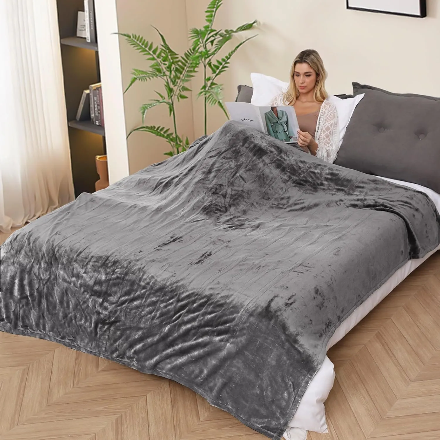 YAKEE Electric Blanket Full Size 72"x 84", Large Heated Blanket, Soft Warm Heating Blanket, 5 Heating Levels and 10 Hours Auto-Shut-Off, Machine Washable, Light Grey